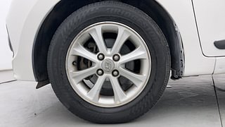Used 2016 Hyundai Grand i10 [2013-2017] Asta AT 1.2 Kappa VTVT Petrol Automatic tyres LEFT FRONT TYRE RIM VIEW
