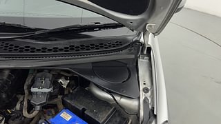 Used 2017 Tata Tiago [2016-2020] Revotron XZ Petrol Manual engine ENGINE LEFT SIDE HINGE & APRON VIEW