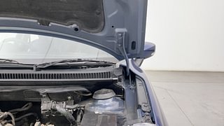 Used 2020 Maruti Suzuki Baleno [2019-2022] Zeta Petrol Petrol Manual engine ENGINE LEFT SIDE HINGE & APRON VIEW