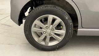 Used 2014 Maruti Suzuki Stingray [2013-2019] VXi Petrol Manual tyres RIGHT REAR TYRE RIM VIEW