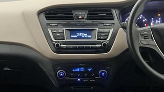 Used 2017 Hyundai Elite i20 [2014-2018] Sportz 1.2 Petrol Manual interior MUSIC SYSTEM & AC CONTROL VIEW
