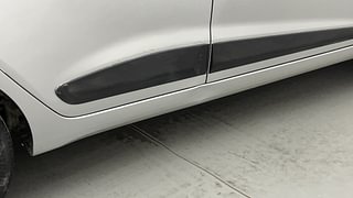 Used 2016 Hyundai Xcent [2014-2017] SX AT (O) Petrol Petrol Automatic dents MINOR DENT