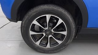Used 2020 Tata Nexon XZA Plus AMT Petrol Petrol Automatic tyres RIGHT REAR TYRE RIM VIEW