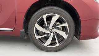 Used 2022 Toyota Glanza V AMT Petrol Automatic tyres RIGHT FRONT TYRE RIM VIEW
