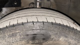 Used 2014 Honda Brio [2011-2016] VX AT Petrol Automatic tyres LEFT FRONT TYRE TREAD VIEW