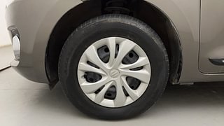 Used 2019 Maruti Suzuki Swift [2017-2021] VXi Petrol Manual tyres LEFT FRONT TYRE RIM VIEW