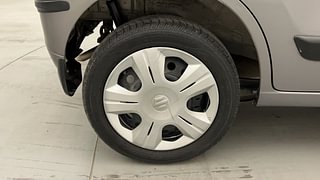 Used 2016 Maruti Suzuki Wagon R 1.0 [2015-2019] VXI AMT Petrol Automatic tyres RIGHT REAR TYRE RIM VIEW