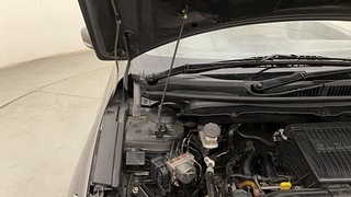 Used 2017 Maruti Suzuki Ciaz [2014-2017] ZXi AT Petrol Automatic engine ENGINE RIGHT SIDE HINGE & APRON VIEW