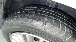 Used 2016 Maruti Suzuki Wagon R 1.0 [2010-2019] VXi Petrol Manual tyres RIGHT FRONT TYRE TREAD VIEW