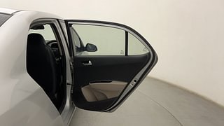 Used 2016 Hyundai Xcent [2014-2017] SX AT (O) Petrol Petrol Automatic interior RIGHT REAR DOOR OPEN VIEW