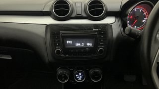 Used 2018 Maruti Suzuki Swift [2017-2021] ZXi AMT Petrol Automatic interior MUSIC SYSTEM & AC CONTROL VIEW