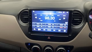 Used 2016 Hyundai Xcent SX 1.2 Petrol Manual top_features Integrated (in-dash) music system