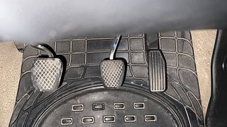 Used 2015 Honda City [2014-2017] V Petrol Manual interior PEDALS VIEW
