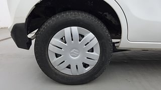 Used 2018 Maruti Suzuki Alto 800 VXi Petrol Manual tyres RIGHT REAR TYRE RIM VIEW