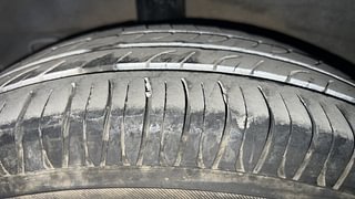 Used 2016 Hyundai Grand i10 [2013-2017] Asta AT 1.2 Kappa VTVT Petrol Automatic tyres RIGHT REAR TYRE TREAD VIEW