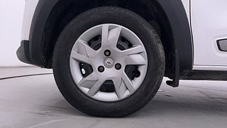 Used 2020 Renault Kwid 1.0L RXT(O) AMT Petrol Automatic tyres LEFT FRONT TYRE RIM VIEW