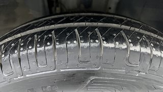 Used 2021 Renault Triber RXT Petrol Manual tyres RIGHT FRONT TYRE TREAD VIEW