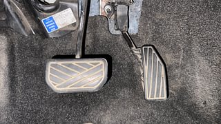Used 2018 Maruti Suzuki Swift [2017-2021] VXI AMT Petrol Automatic interior PEDALS VIEW
