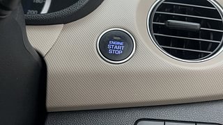 Used 2017 Hyundai Grand i10 [2013-2017] Asta (O) AT 1.2 kappa VTVT Petrol Automatic top_features Keyless start