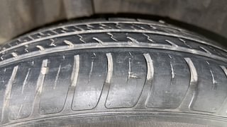 Used 2019 Maruti Suzuki Swift [2017-2021] VXi Petrol Manual tyres RIGHT REAR TYRE TREAD VIEW