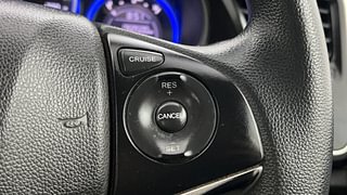 Used 2015 Honda City [2014-2017] V Petrol Manual top_features Cruise control
