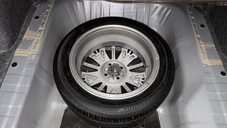 Used 2018 Honda City [2017-2020] ZX CVT Petrol Automatic tyres SPARE TYRE VIEW