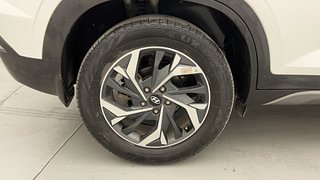 Used 2020 Hyundai Creta SX (O) Diesel Diesel Manual tyres RIGHT REAR TYRE RIM VIEW