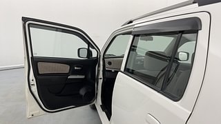 Used 2016 Maruti Suzuki Wagon R 1.0 [2010-2019] VXi Petrol Manual interior LEFT FRONT DOOR OPEN VIEW