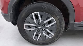 Used 2022 Hyundai Venue S (O) 1.0 Turbo iMT Petrol Manual tyres RIGHT REAR TYRE RIM VIEW