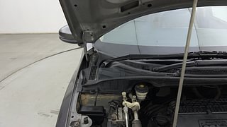 Used 2018 Honda City [2017-2020] ZX CVT Petrol Automatic engine ENGINE RIGHT SIDE HINGE & APRON VIEW