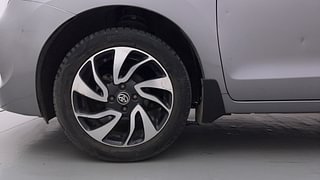 Used 2019 Toyota Glanza [2019-2022] G CVT Petrol Automatic tyres LEFT FRONT TYRE RIM VIEW
