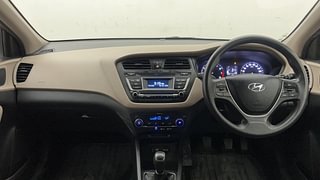 Used 2017 Hyundai Elite i20 [2014-2018] Sportz 1.2 Petrol Manual interior DASHBOARD VIEW