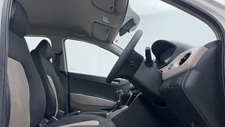 Used 2016 Hyundai Grand i10 [2013-2017] Asta AT 1.2 Kappa VTVT Petrol Automatic interior RIGHT SIDE FRONT DOOR CABIN VIEW