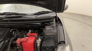 Used 2017 Maruti Suzuki Ciaz [2014-2017] ZXi AT Petrol Automatic engine ENGINE LEFT SIDE HINGE & APRON VIEW