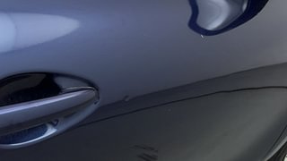Used 2018 Maruti Suzuki Swift [2017-2021] VXI AMT Petrol Automatic dents MINOR DENT
