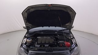 Used 2013 volkswagen Vento 1.6L Highline Diesel Diesel Manual engine ENGINE & BONNET OPEN FRONT VIEW