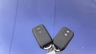 Used 2020 Maruti Suzuki Baleno [2019-2022] Zeta Petrol Petrol Manual extra CAR KEY VIEW