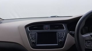 Used 2018 Hyundai Elite i20 [2018-2020] Asta CVT Petrol Automatic top_features Integrated (in-dash) music system