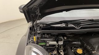 Used 2018 Tata Nexon [2017-2020] XZ Plus Petrol Petrol Manual engine ENGINE RIGHT SIDE HINGE & APRON VIEW