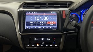 Used 2014 Honda City V Petrol Manual interior MUSIC SYSTEM & AC CONTROL VIEW