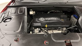 Used 2021 MG Motors Hector Plus Smart 2.0 Diesel Turbo MT 7-STR Diesel Manual engine ENGINE RIGHT SIDE VIEW