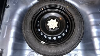 Used 2016 Hyundai Grand i10 [2013-2017] Asta AT 1.2 Kappa VTVT Petrol Automatic tyres SPARE TYRE VIEW