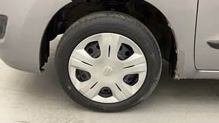 Used 2016 Maruti Suzuki Wagon R 1.0 [2015-2019] VXI AMT Petrol Automatic tyres LEFT FRONT TYRE RIM VIEW