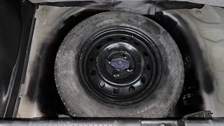 Used 2018 Maruti Suzuki Swift [2017-2021] VXI AMT Petrol Automatic tyres SPARE TYRE VIEW