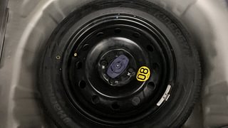 Used 2018 Maruti Suzuki Swift [2017-2021] ZXi AMT Petrol Automatic tyres SPARE TYRE VIEW