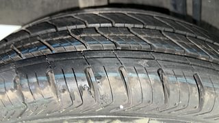 Used 2021 Renault Kwid [2020-2022] NEOTECH RXL Petrol Manual tyres RIGHT REAR TYRE TREAD VIEW