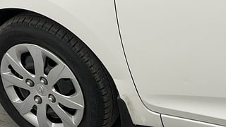 Used 2015 Hyundai Eon [2011-2018] Magna Petrol Manual dents MINOR DENT