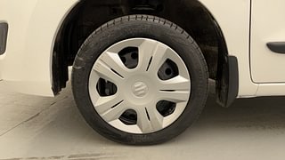Used 2014 Maruti Suzuki Wagon R 1.0 [2010-2019] VXi Petrol Manual tyres LEFT FRONT TYRE RIM VIEW