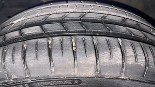 Used 2023 Toyota Glanza V AMT Petrol Automatic tyres LEFT FRONT TYRE TREAD VIEW