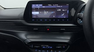 Used 2020 Hyundai New i20 Asta (O) 1.2 MT Petrol Manual interior MUSIC SYSTEM & AC CONTROL VIEW